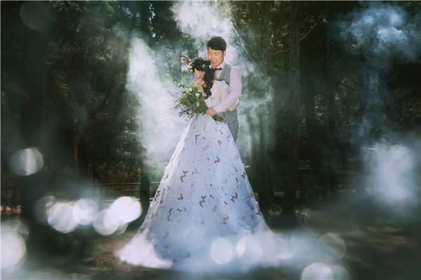 有種溫馨叫你若結婚易視界家人結伴現(xiàn)場道賀