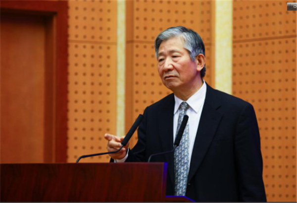 國務(wù)院發(fā)展研究中心原副主任、中國企業(yè)評價協(xié)會會長 侯云春