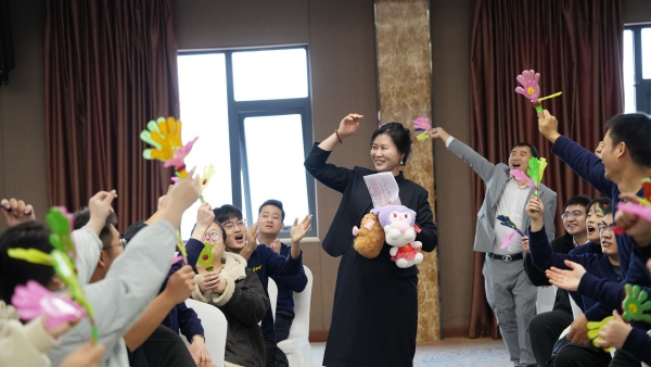 易視界2025年10月嘉獎(jiǎng)會暨11月啟動大會精彩瞬間